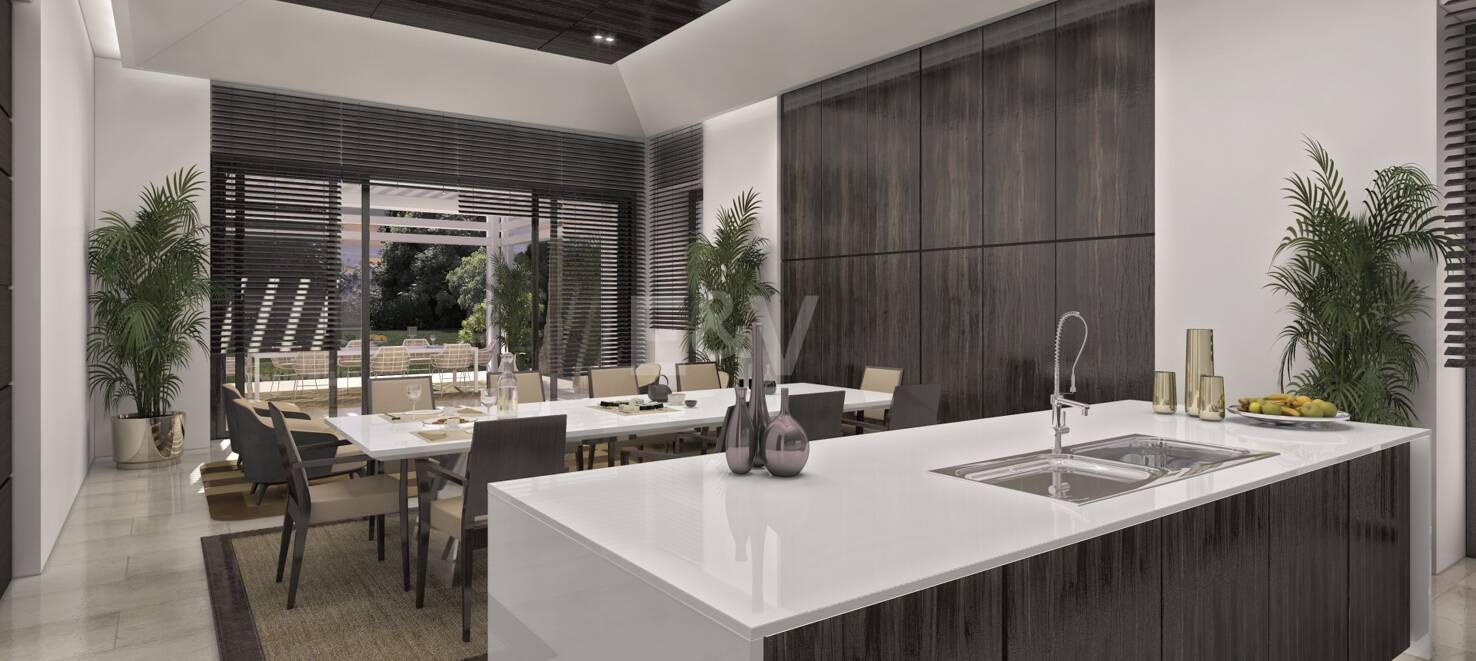 Spacious Plot in Puerto Banus with License for an Exclusive Villa