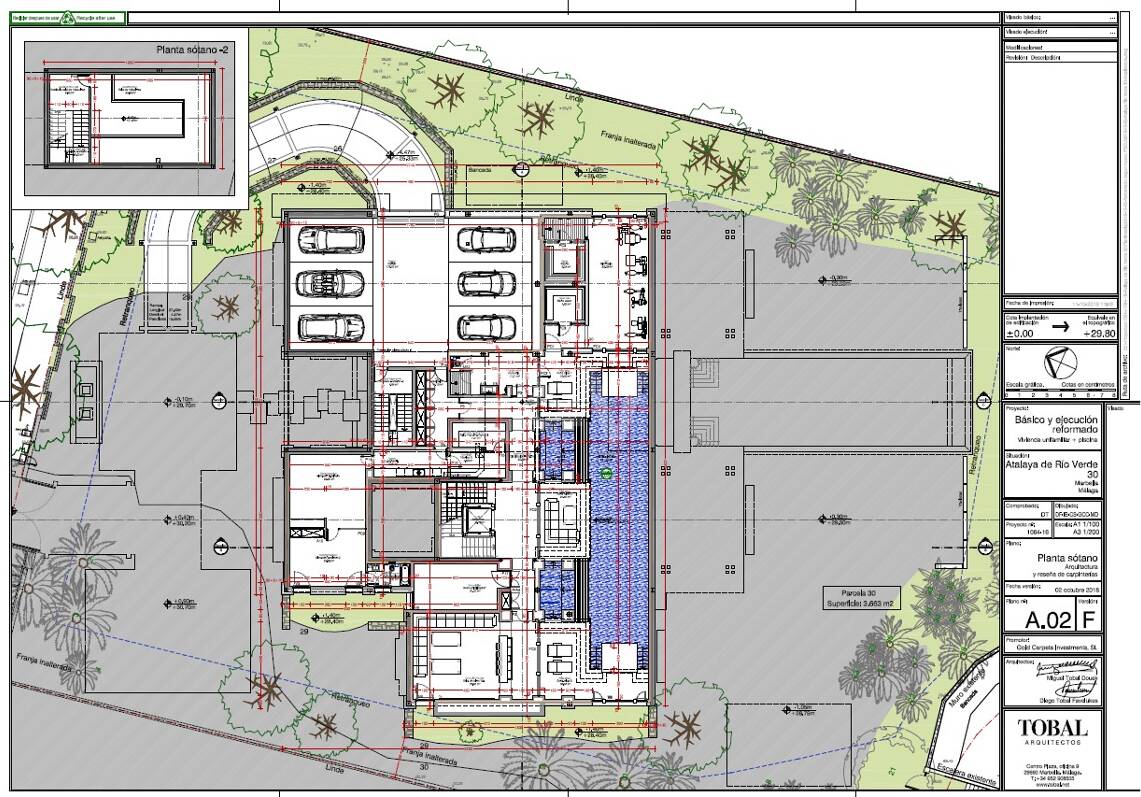 Großzügiges Grundstück in Puerto Banus mit Baugenehmigung für eine exklusive Villa