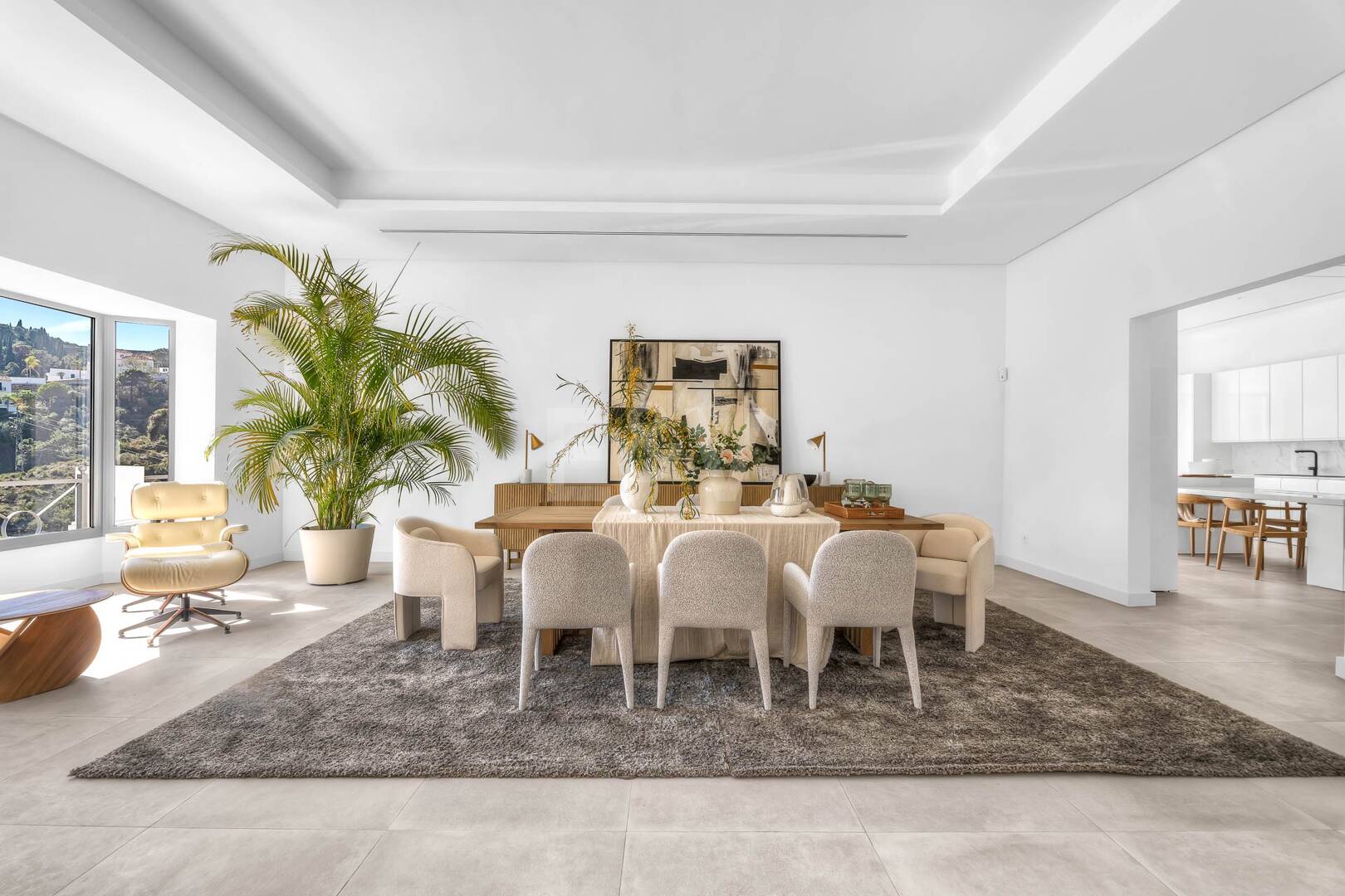 Exquisite Villa in El Madroñal with Breathtaking Sea View