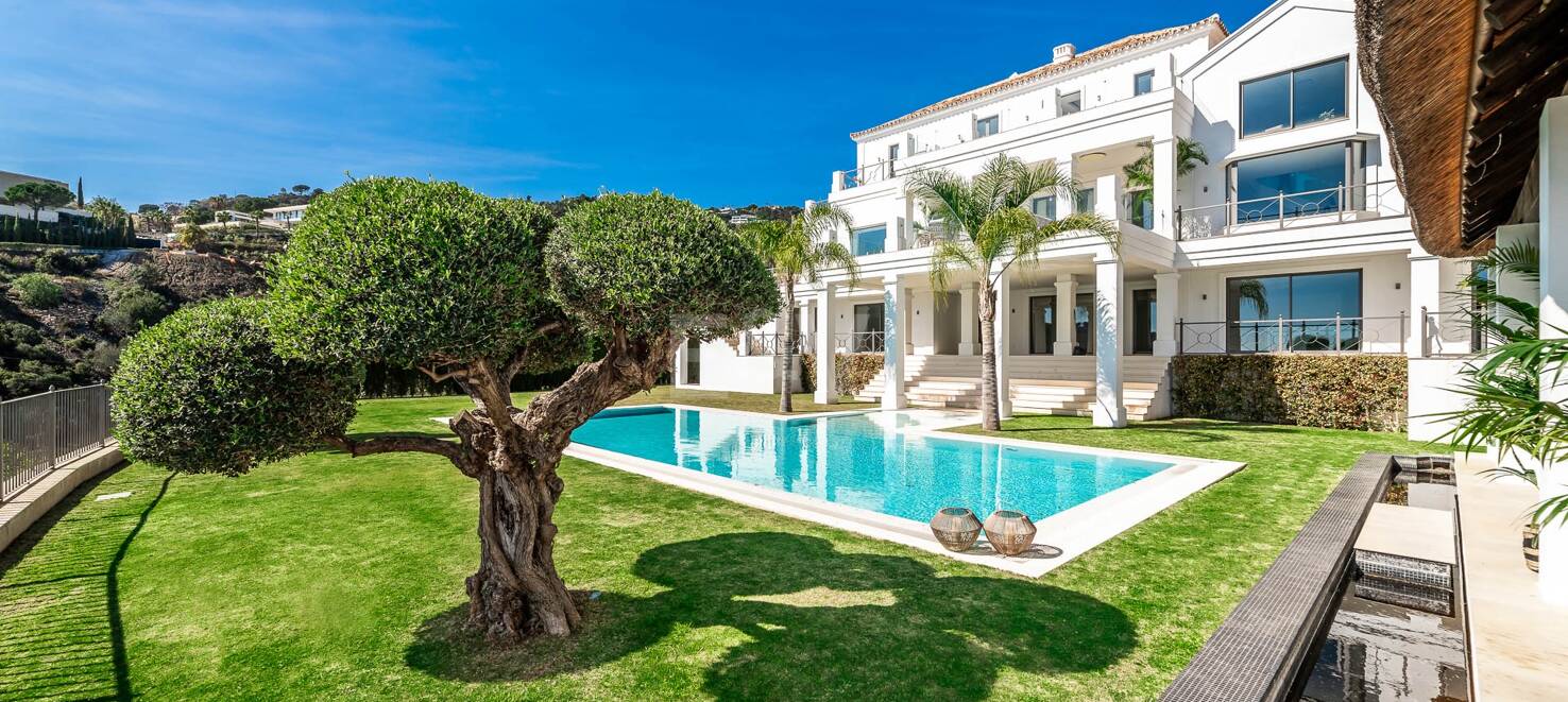 Utsökt Villa i El Madroñal med havsutsikt