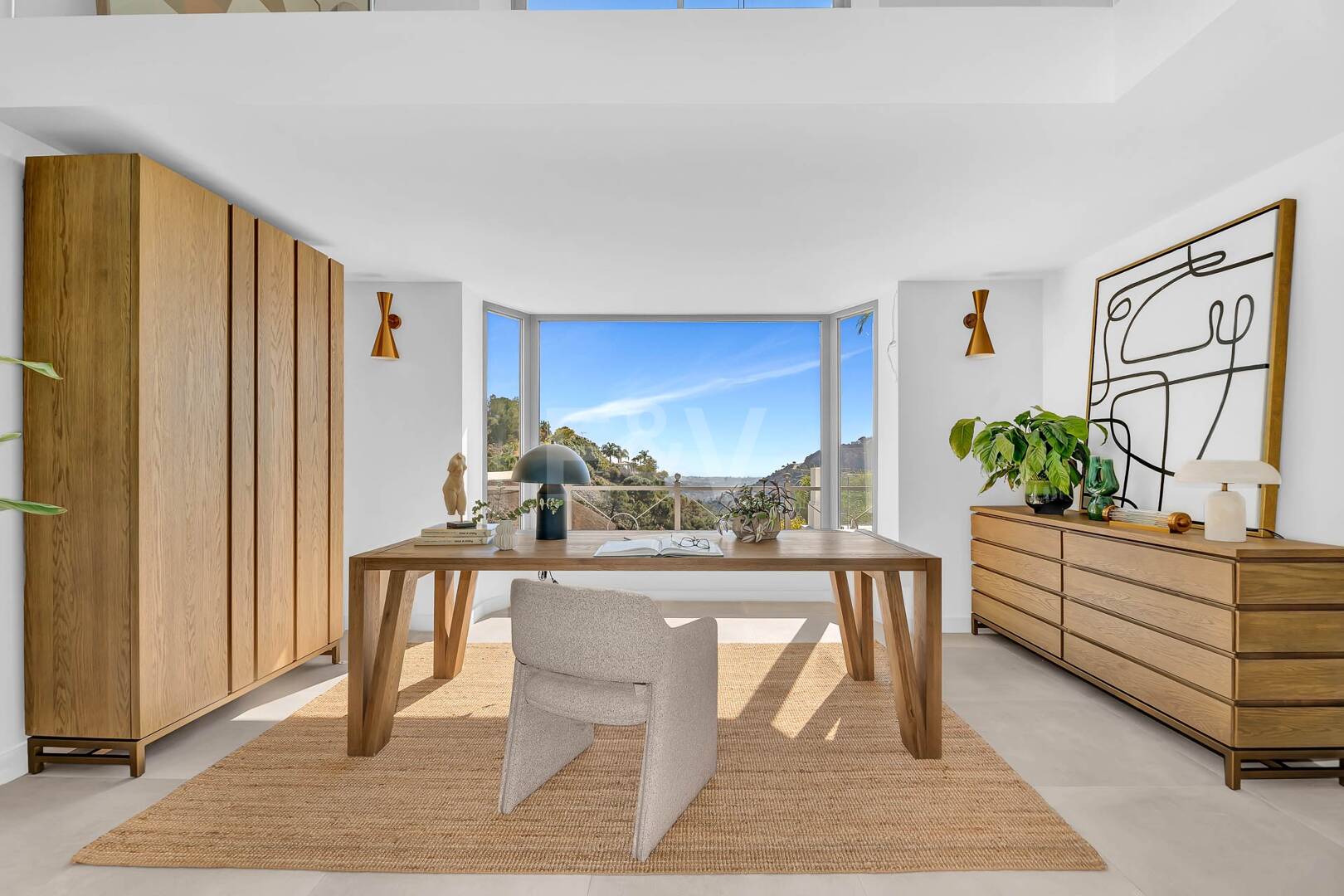 Wybitna willa w El Madroñal z widokiem na morze