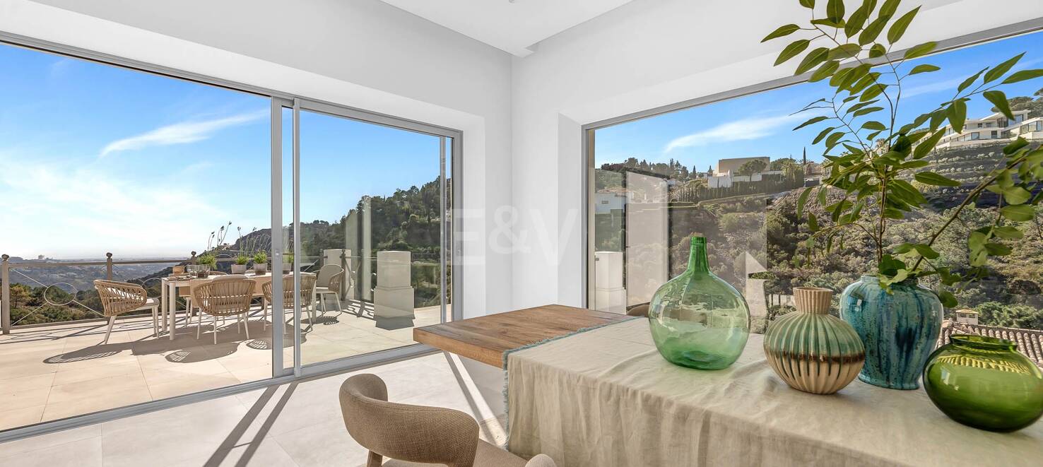 Utsökt Villa i El Madroñal med havsutsikt