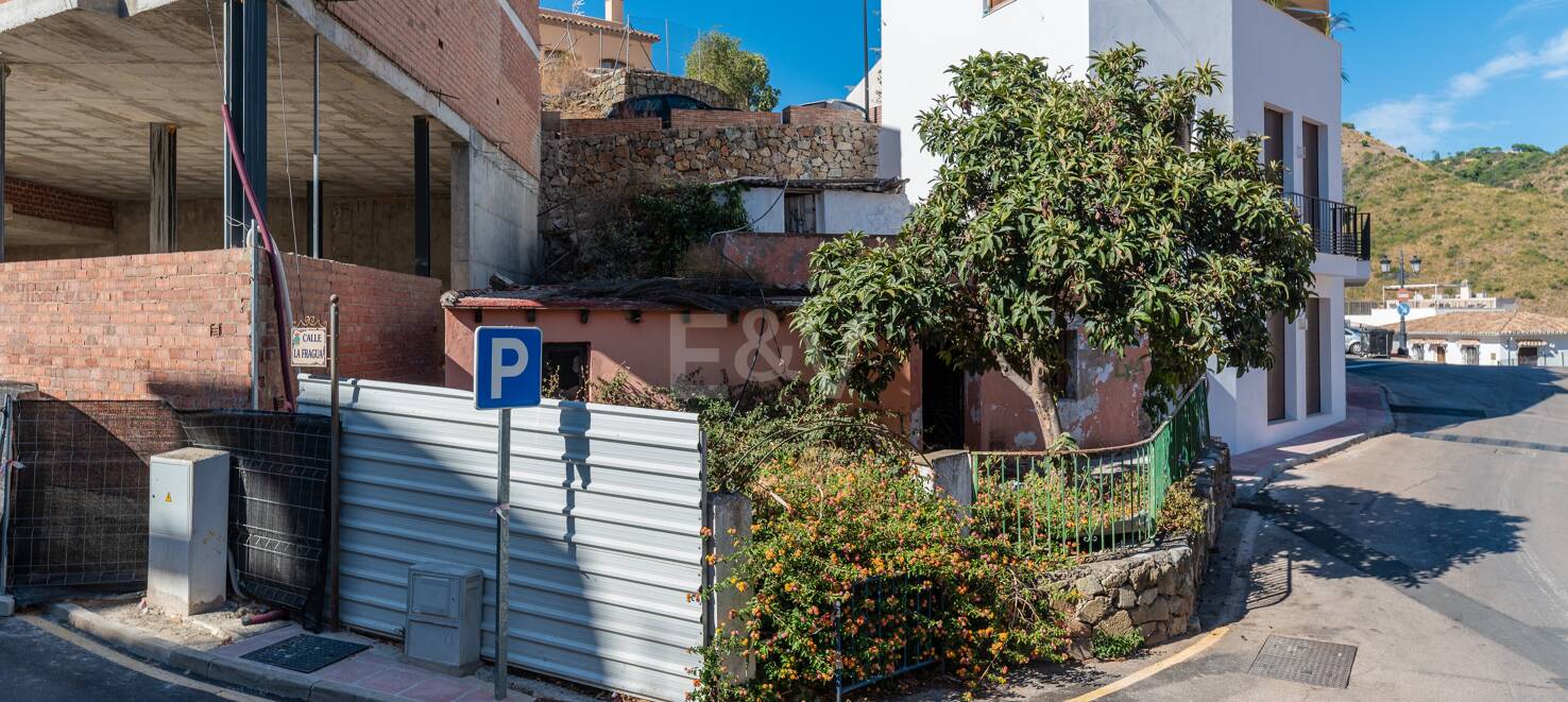 Investment opportunity land in the center of Benahavis