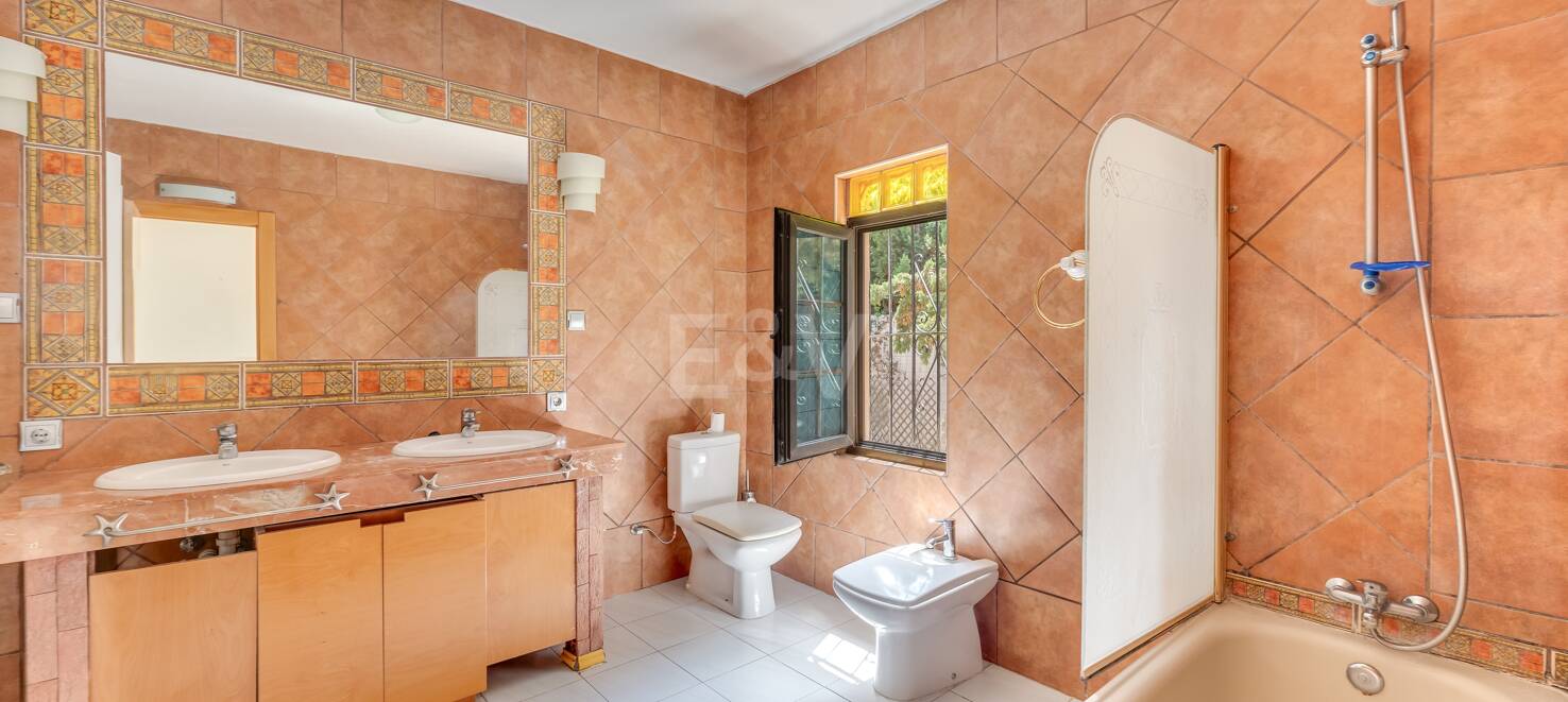 Villa för renovering i Rio Real
