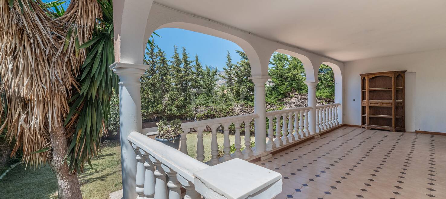 Villa för renovering i Rio Real