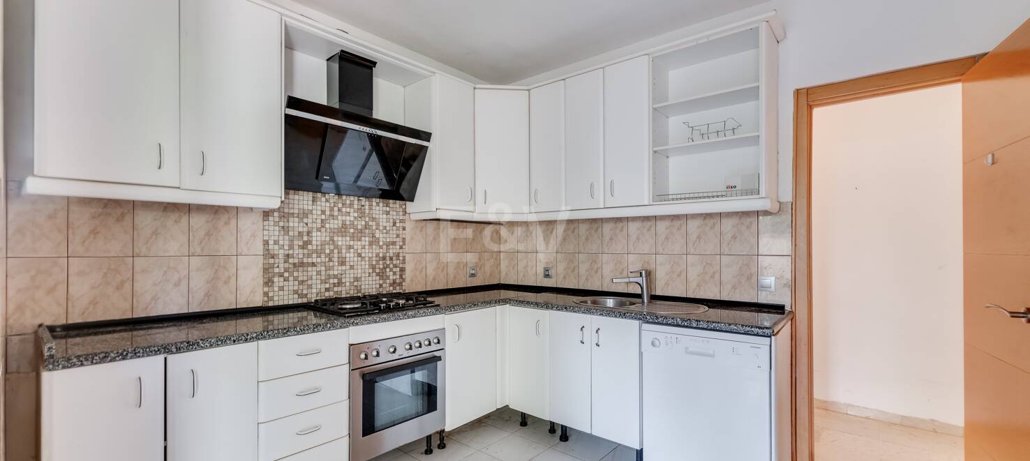 Villa för renovering i Rio Real