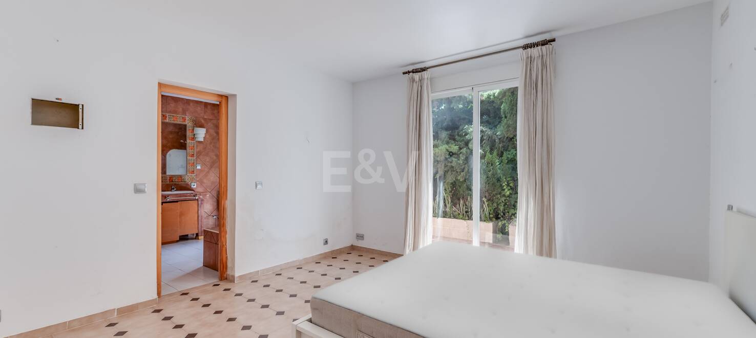 Villa för renovering i Rio Real