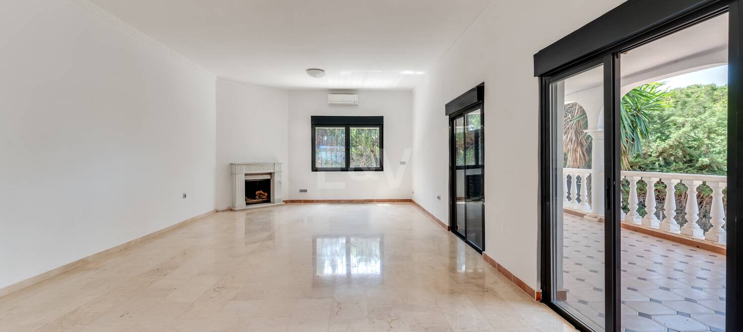 Villa för renovering i Rio Real