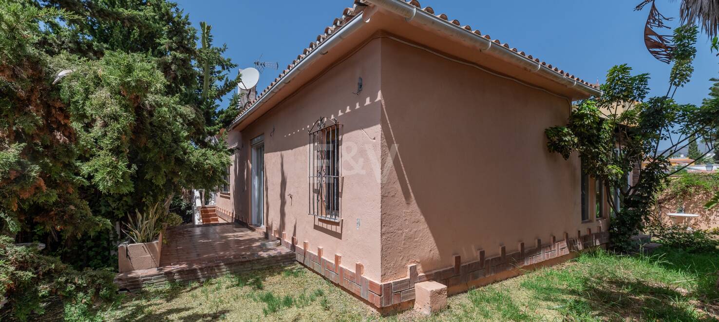 Villa för renovering i Rio Real