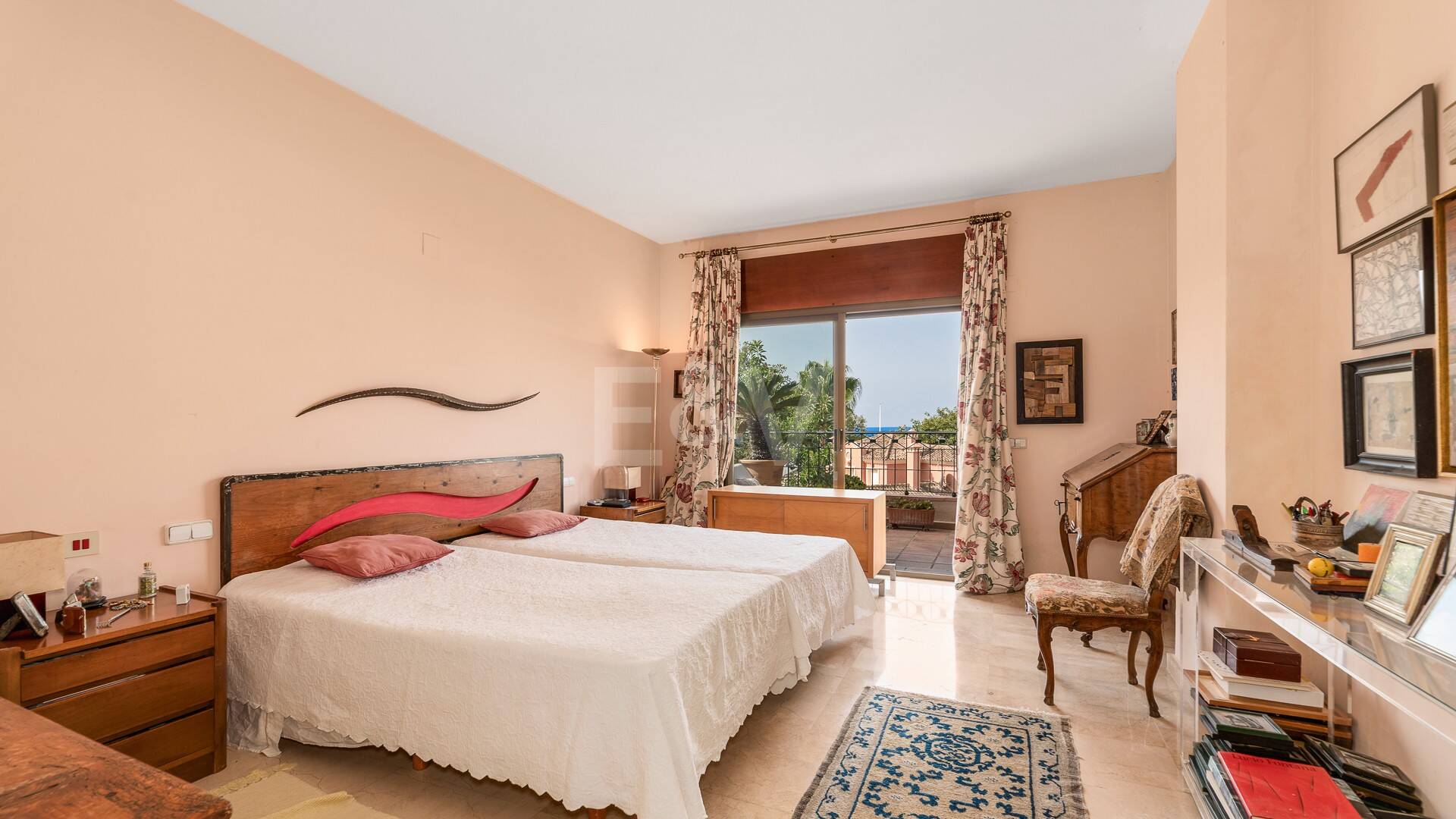 Duplex-Penthouse mit atemberaubendem Panoramablick auf das Meer und den Golfplatz in der prestigeträchtigen Urbanisation Vistagolf