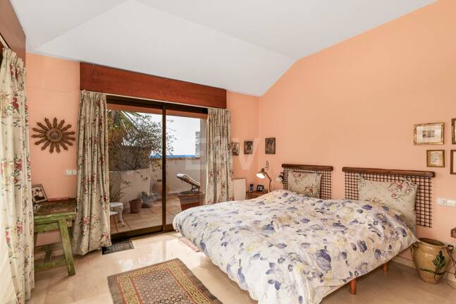 Penthouse Duplex avec vue panoramique sur la mer et le golf dans la prestigieuse urbanisation Vistagolf