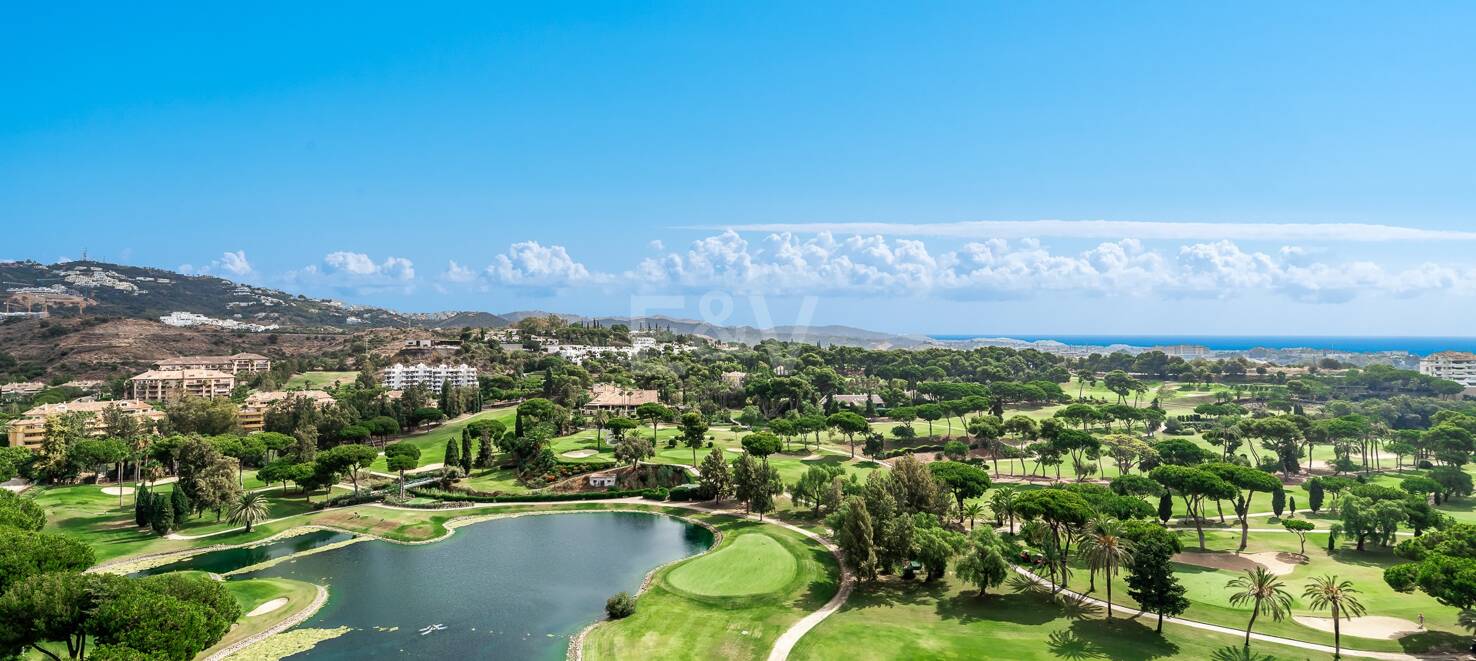 Duplex Penthouse with Stunning Panoramic Sea and Golf Views in the Prestigious Urbanisation Vistagolf