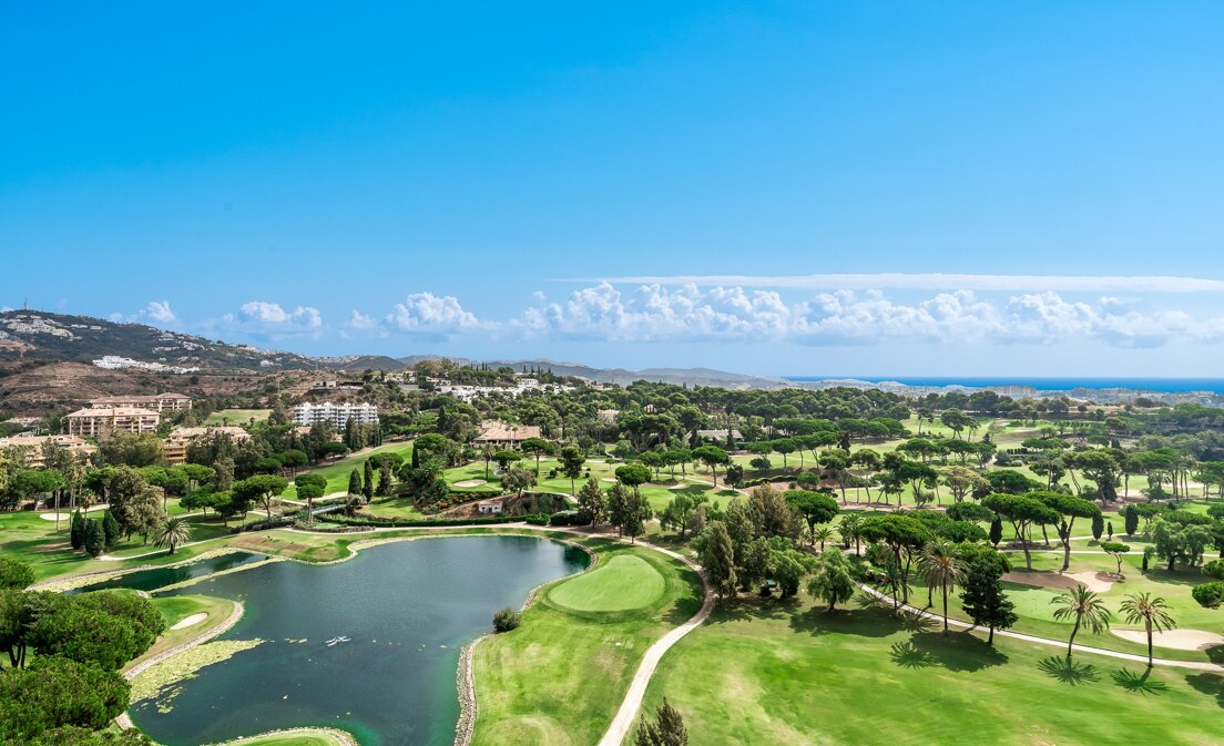 Duplex Penthouse z oszałamiającym widokiem na morze panoramiczne i golf w prestiżowej urbanizacji Wistagolf