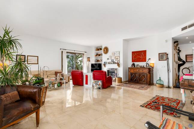 Penthouse Duplex avec vue panoramique sur la mer et le golf dans la prestigieuse urbanisation Vistagolf