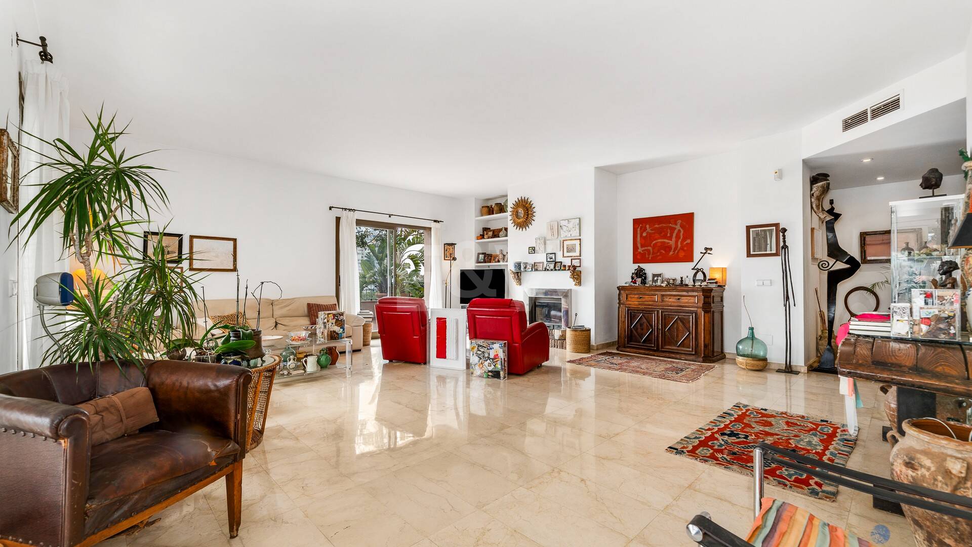 Duplex-Penthouse mit atemberaubendem Panoramablick auf das Meer und den Golfplatz in der prestigeträchtigen Urbanisation Vistagolf