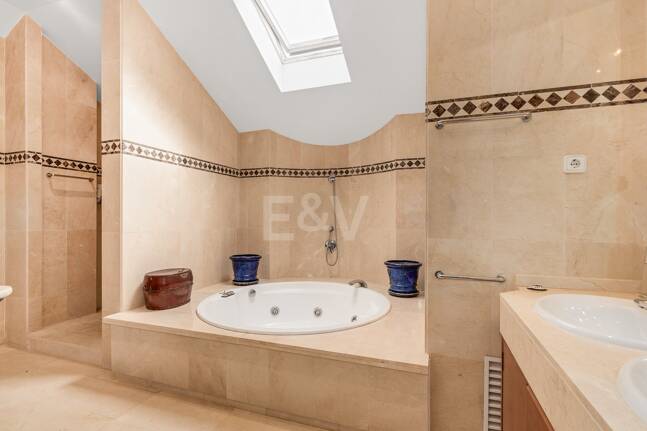 Penthouse Duplex avec vue panoramique sur la mer et le golf dans la prestigieuse urbanisation Vistagolf