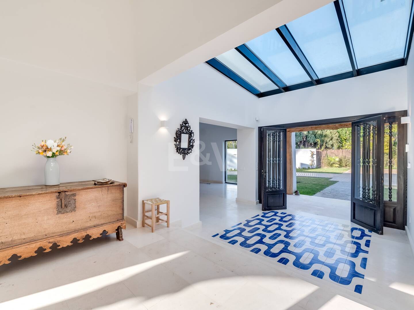 Magnífica villa estilo Boho a pocos pasos de la playa en la prestigiosa Guadalmina