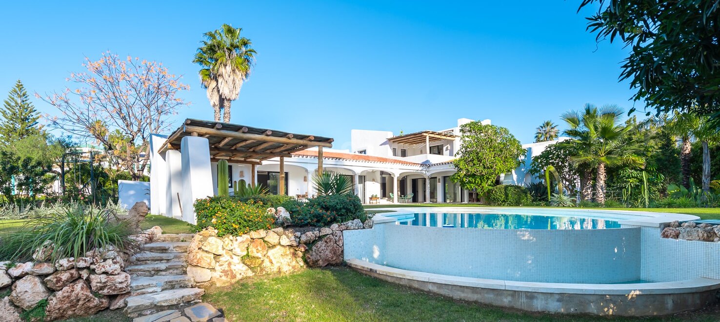 Wspaniały Andaluzja-Cortijo stylu Villa Tylko kroki od plaży w prestious Guadalmina Baja