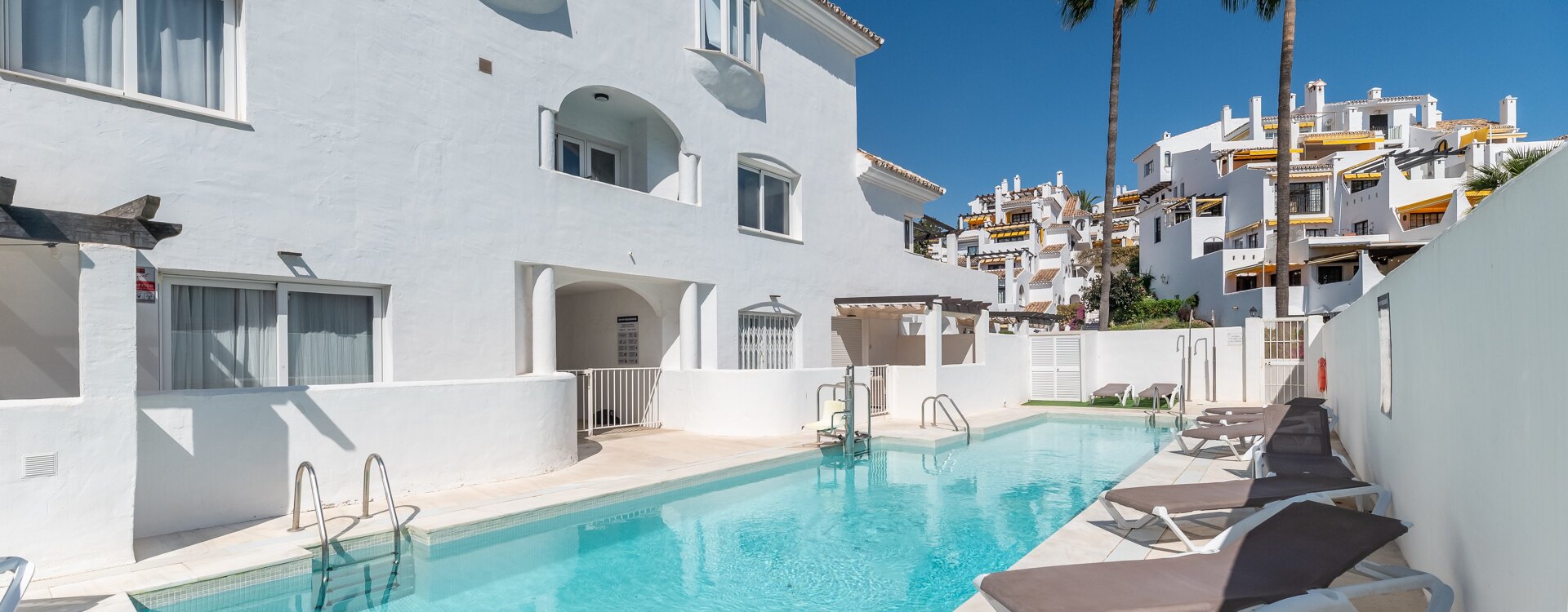 Well-located 2-Bedroom Apartment in Nueva Andalucía