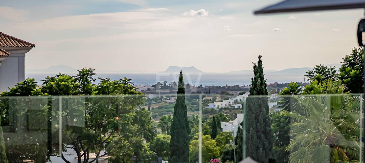 Villa moderne avec vue sur la mer à Los Flamingos Golf