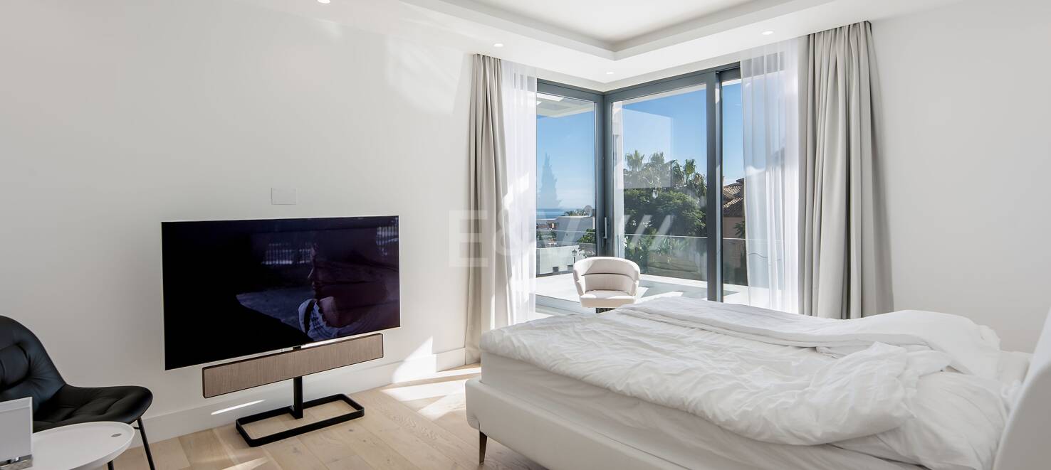 Villa moderne avec vue sur la mer à Los Flamingos Golf
