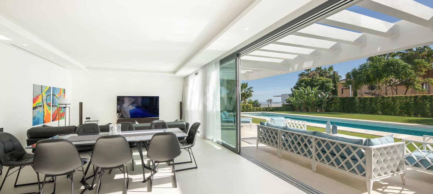 Villa moderne avec vue sur la mer à Los Flamingos Golf