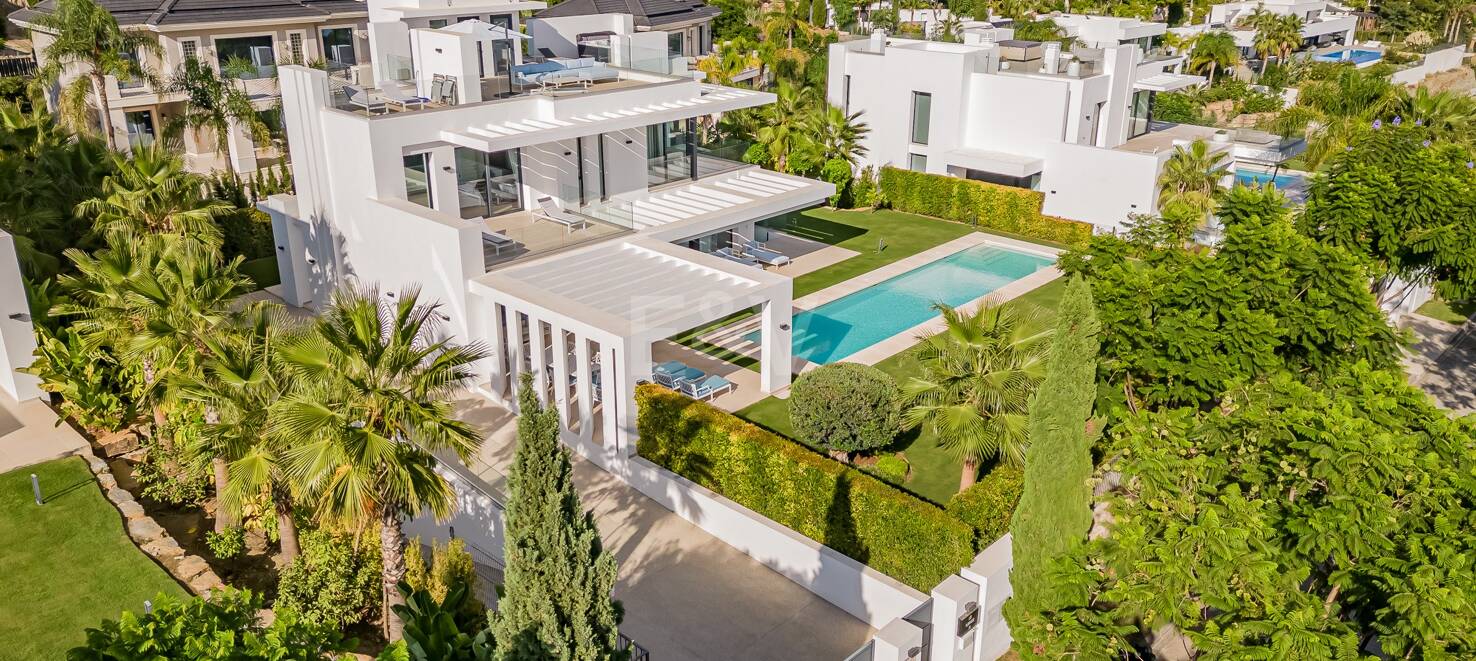 Villa moderne avec vue sur la mer à Los Flamingos Golf