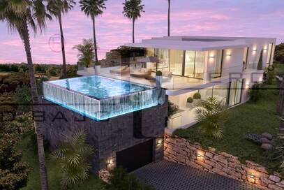 Frontline golf villa i Cabopino med hisnande panoramautsikt