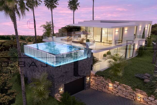 Frontline golf villa i Cabopino med hisnande panoramautsikt