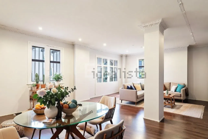 Lägenhet med stor terrass, steg från stranden och Puerto Banus