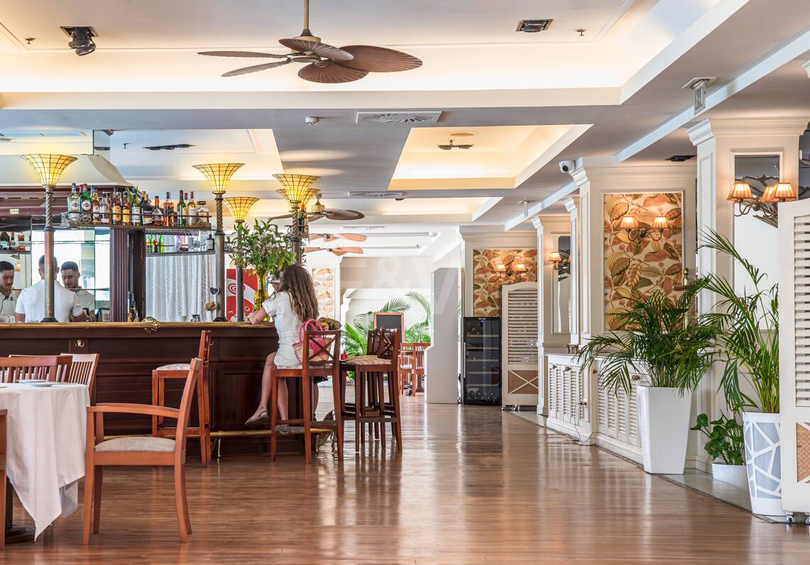 Apartament do wynajęcia w Beach Side Golden Mile, Marbella Golden Mile