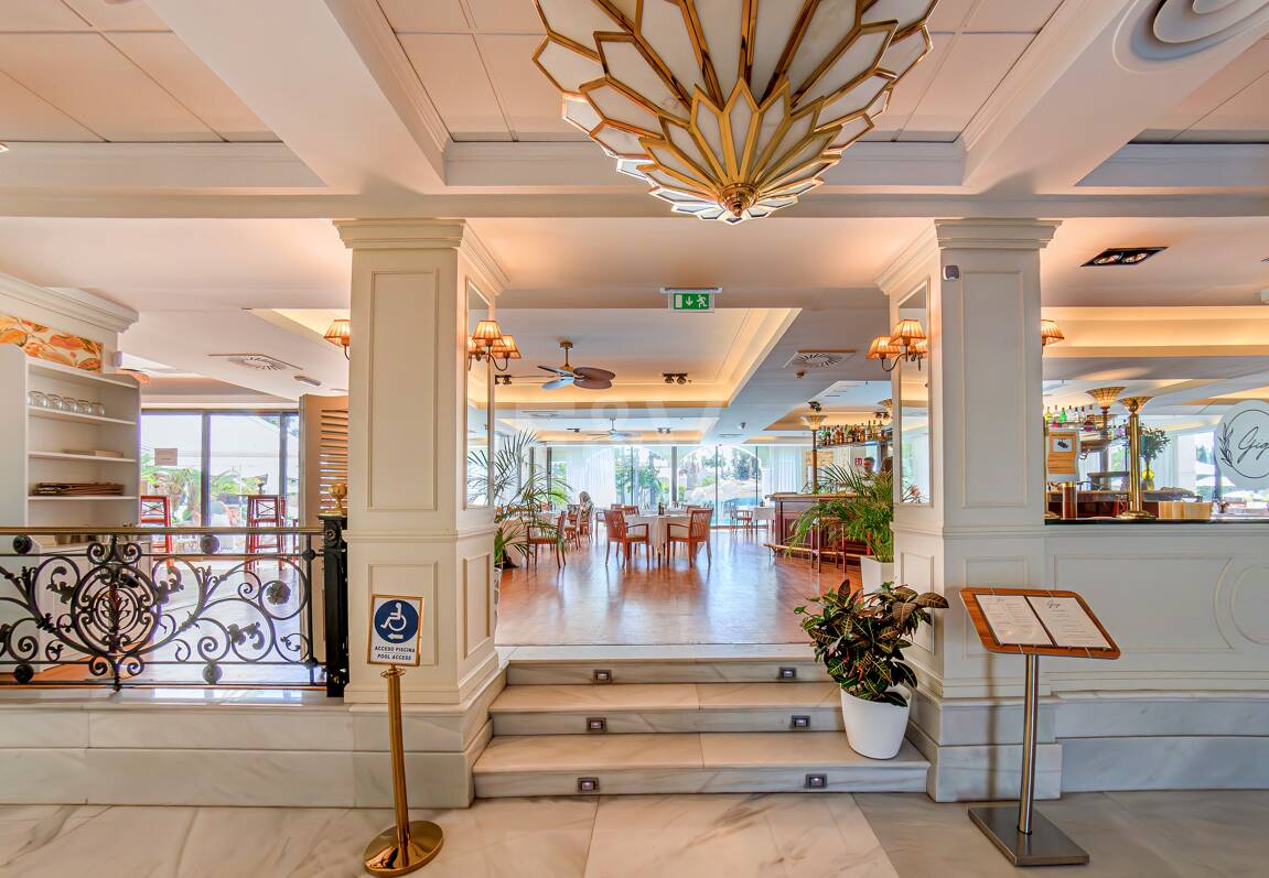 Completelty renovated penthouse in The Golden Mile Marbella