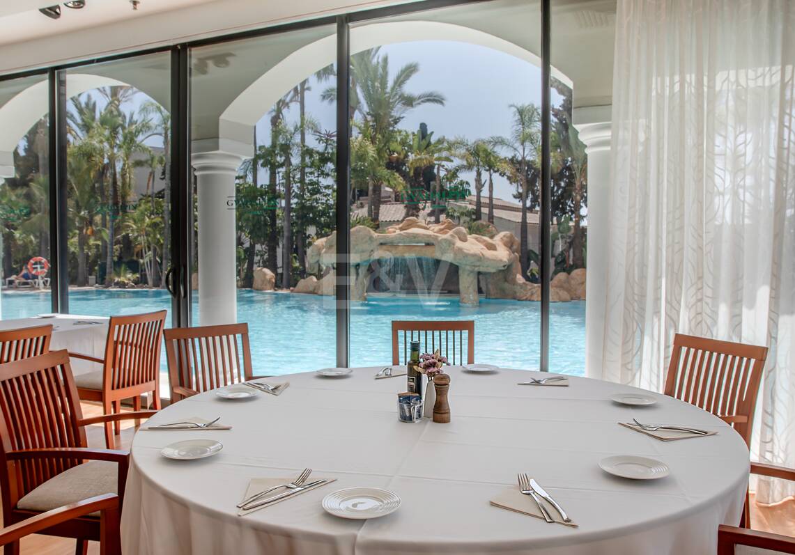 Apartament do wynajęcia w Beach Side Golden Mile, Marbella Golden Mile