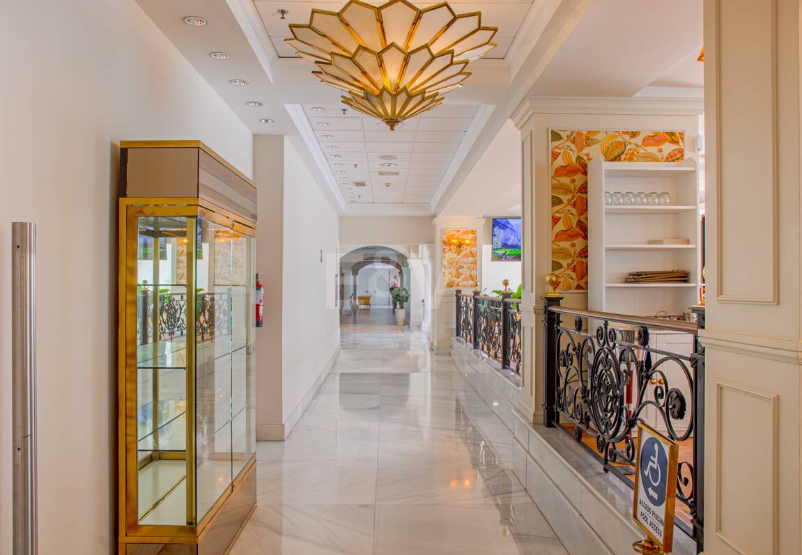 Completelty renovated penthouse in The Golden Mile Marbella