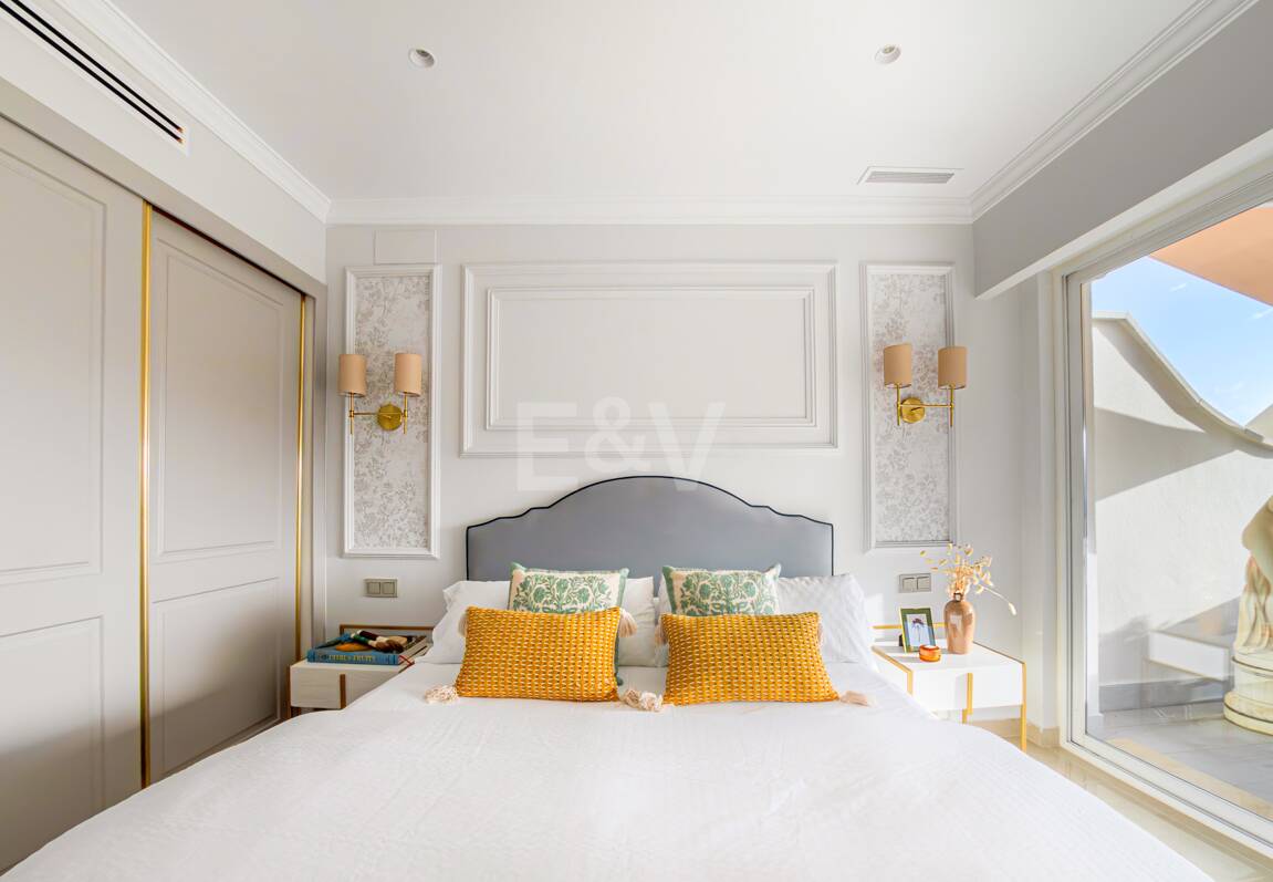 Completelty renovated penthouse in The Golden Mile Marbella