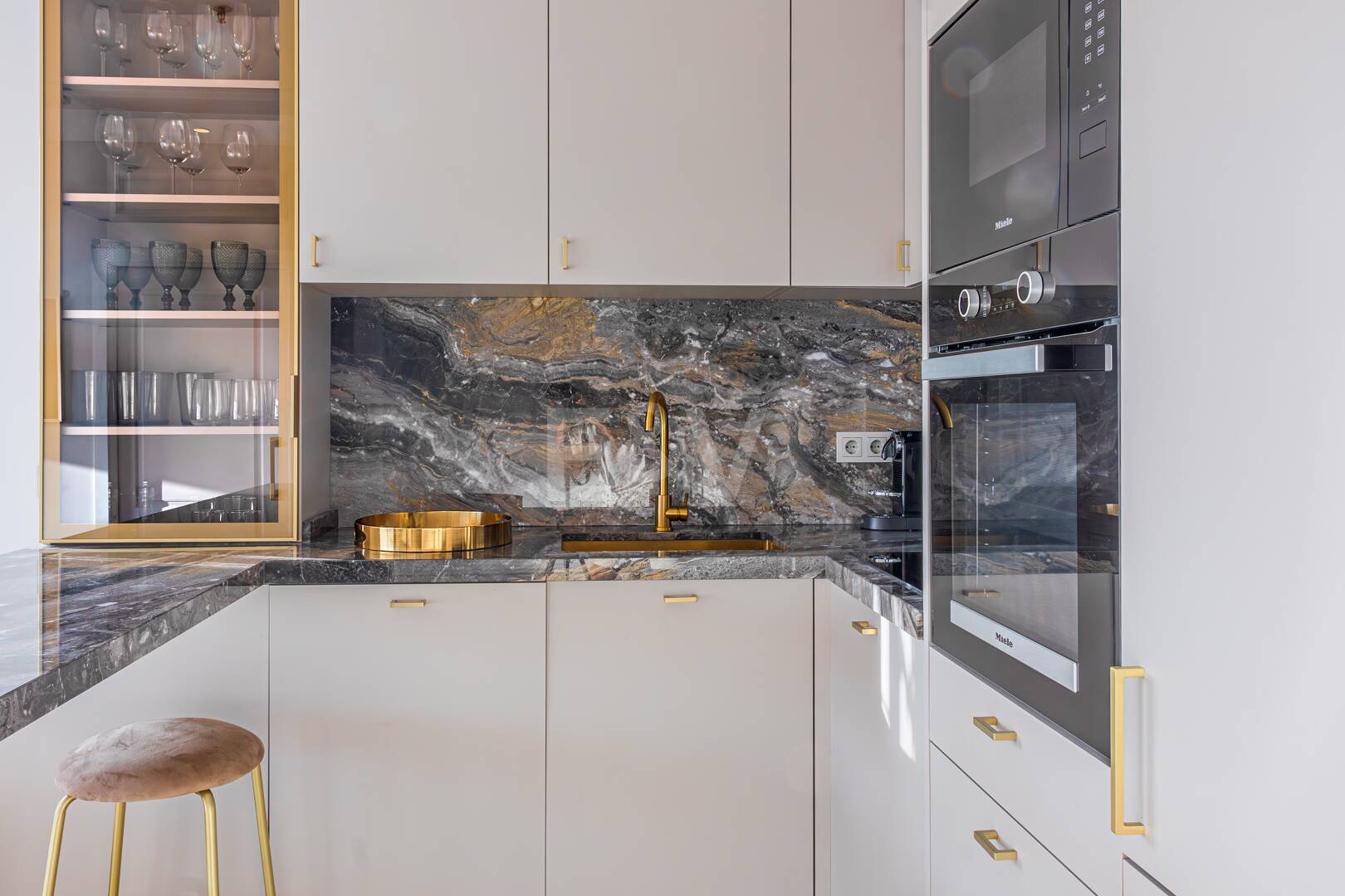 Completelty renovated penthouse in The Golden Mile Marbella