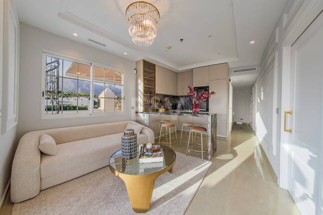 Completelty renovated penthouse in The Golden Mile Marbella