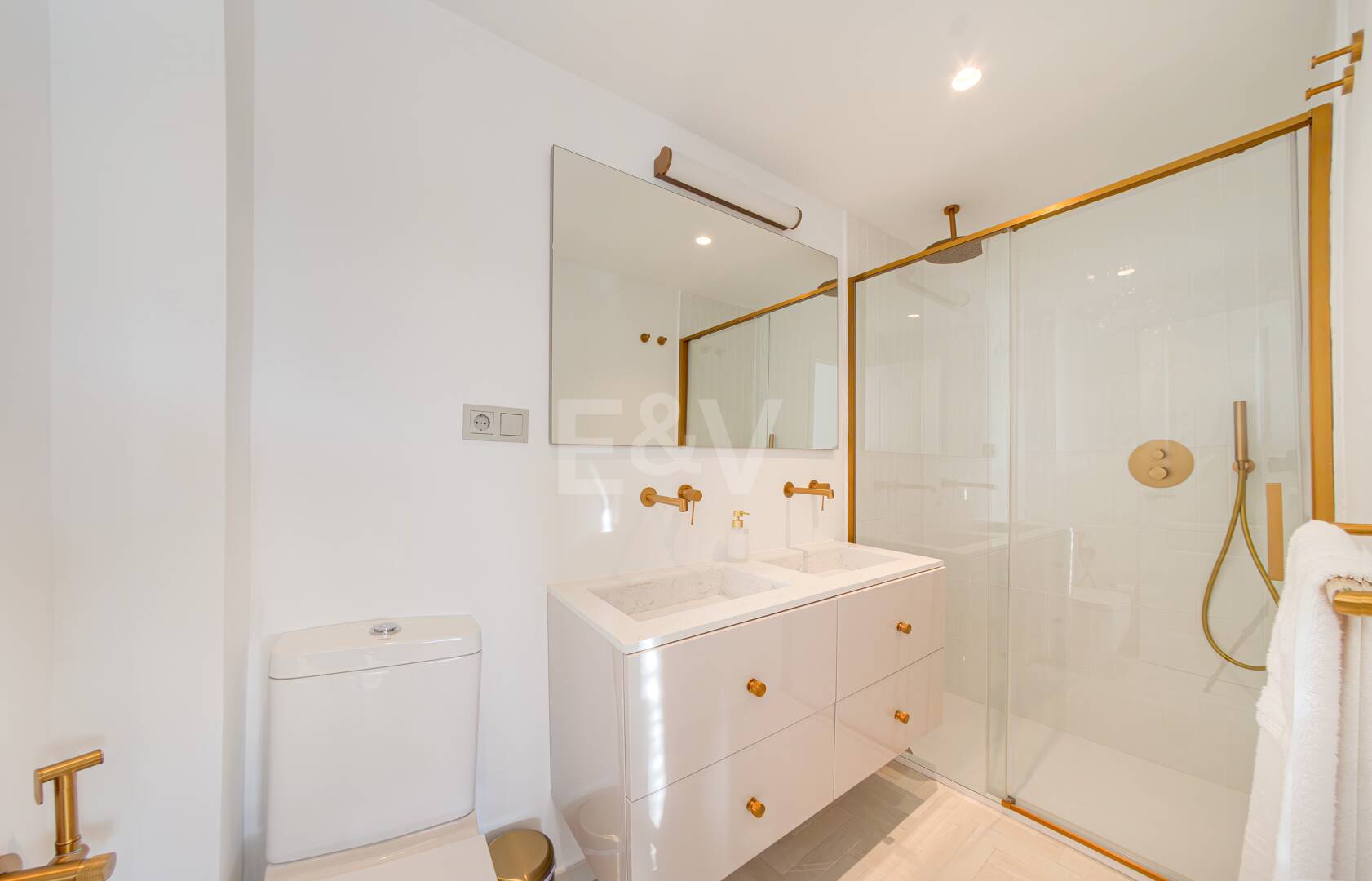 Completelty renovated penthouse in The Golden Mile Marbella