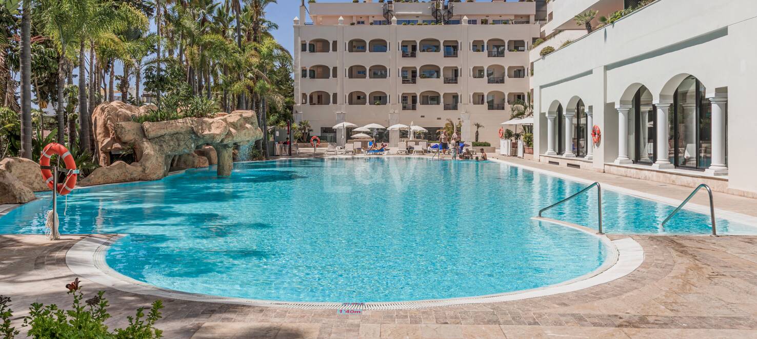 Fullständig renoverad takvåning i Golden Mile Marbella