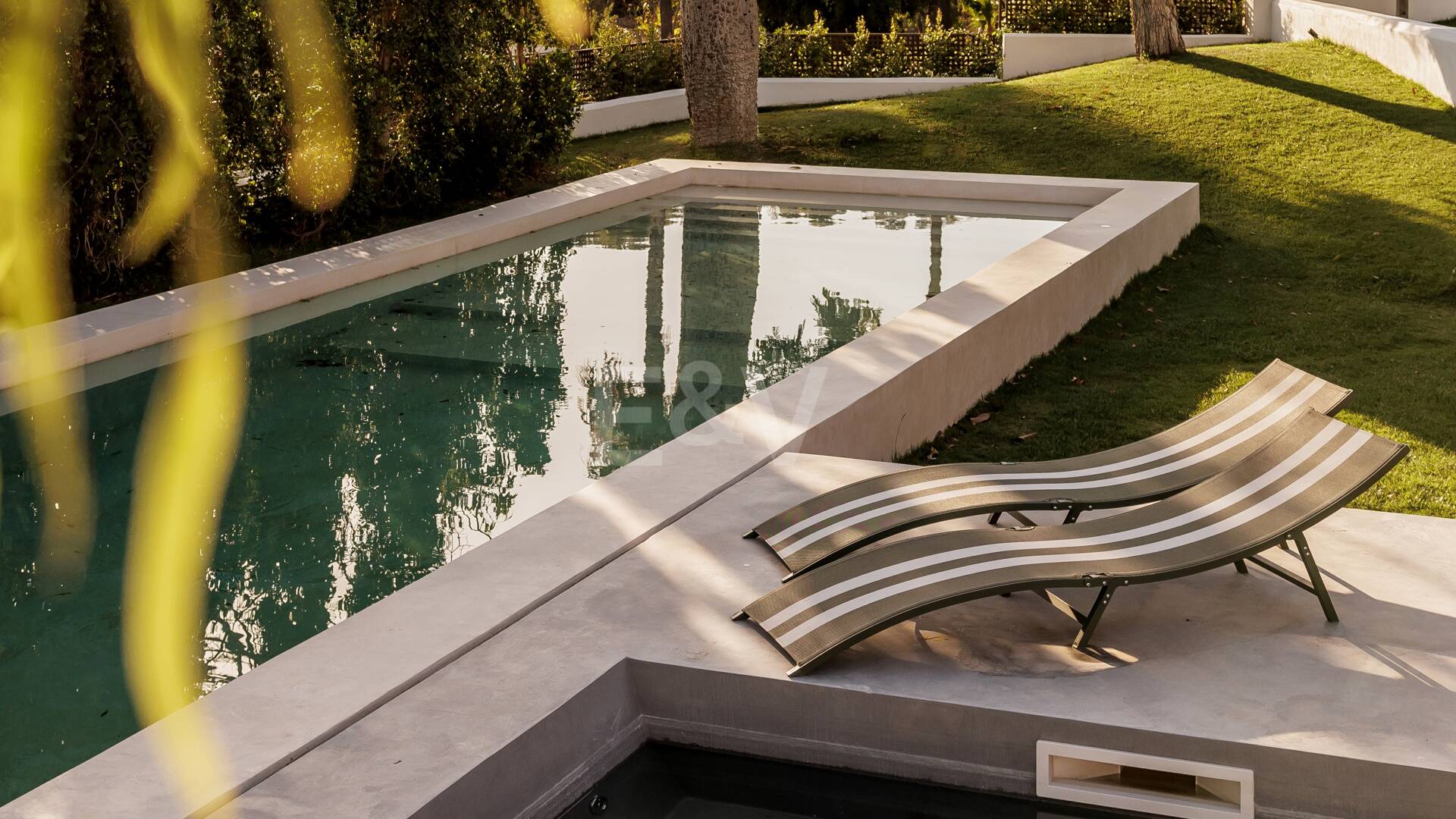 Style chic Boho de luxe Villa près de la plage sur le Golden Mile