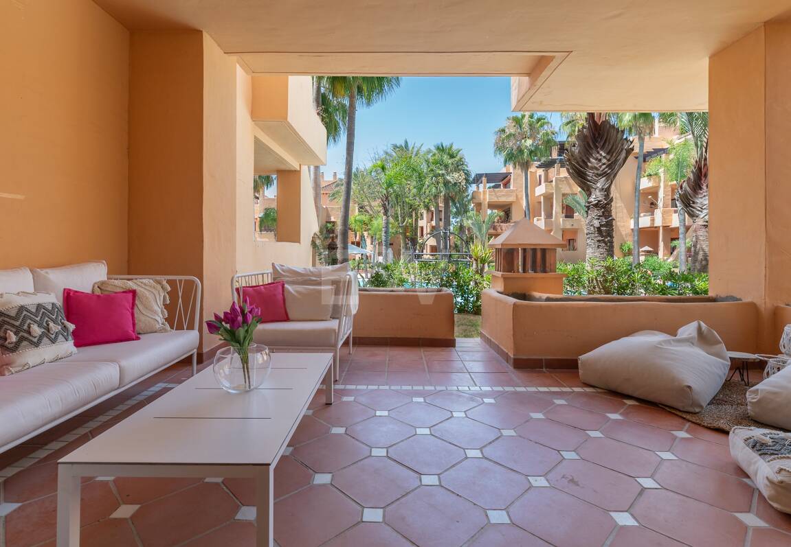 Erdgeschosswohnung in Erster Reihe am Strand von San Pedro