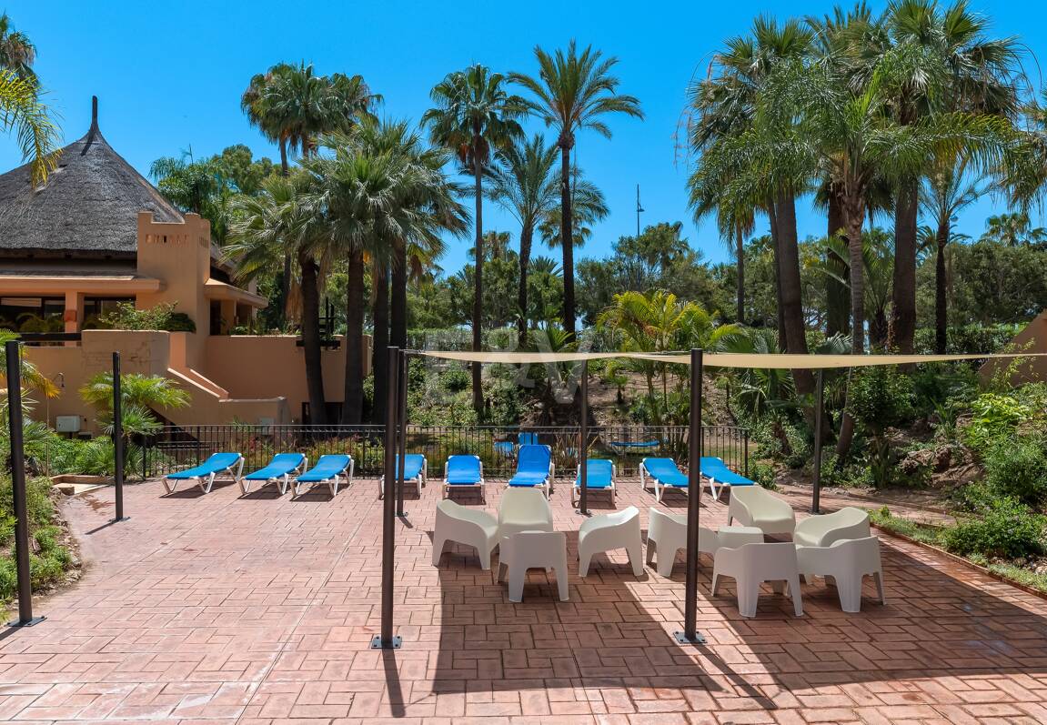 Erdgeschosswohnung in Erster Reihe am Strand von San Pedro