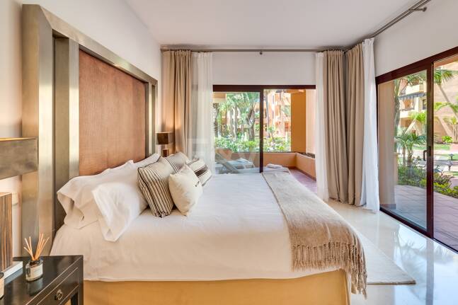 Erdgeschosswohnung in Erster Reihe am Strand von San Pedro