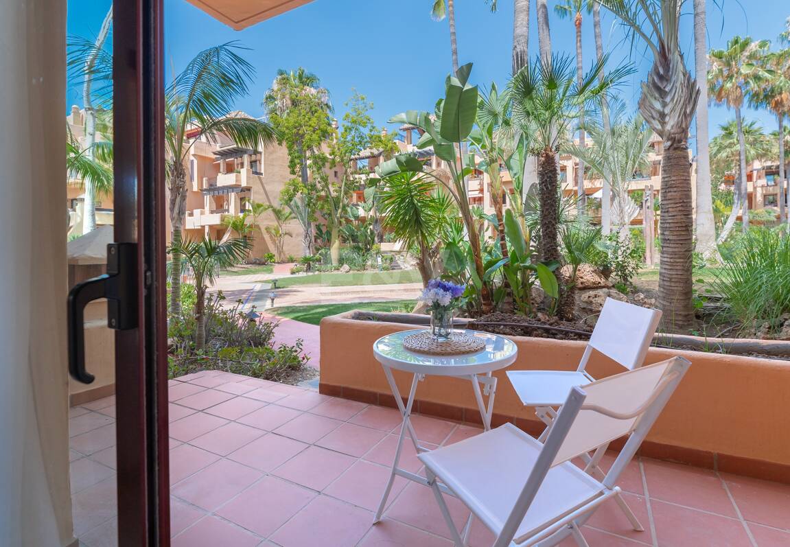 Erdgeschosswohnung in Erster Reihe am Strand von San Pedro