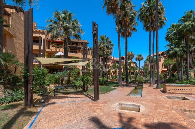 Erdgeschosswohnung in Erster Reihe am Strand von San Pedro