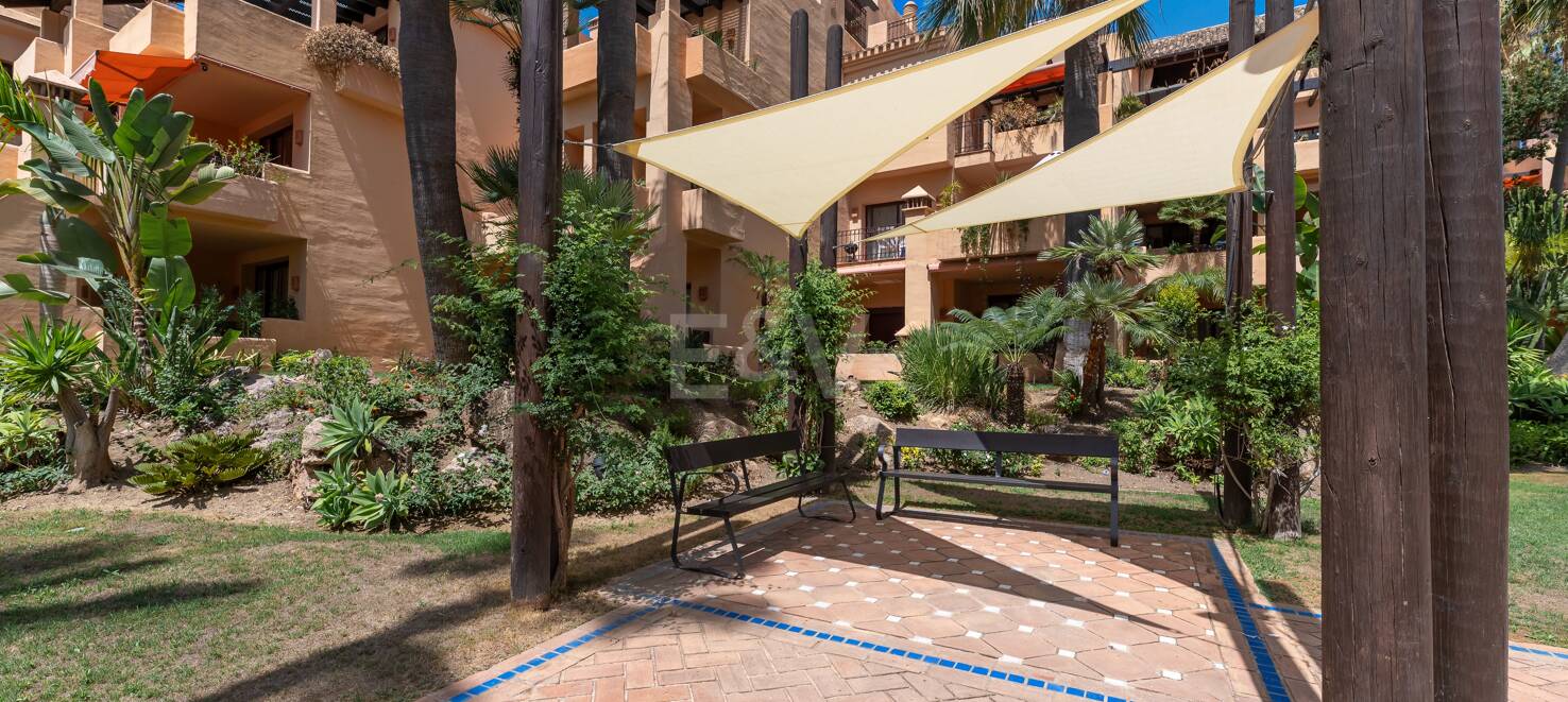 Apartamento en Planta Baja en Primera Línea de Playa en San Pedro