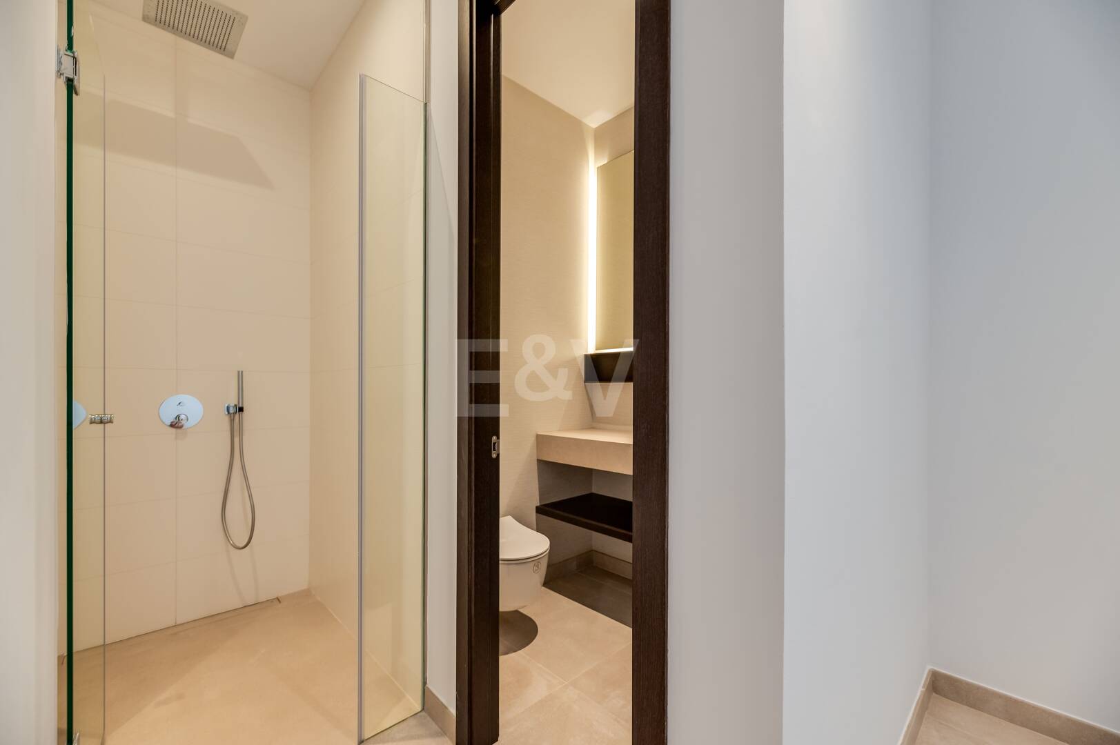 Villa luxueuse de 5 chambres située à La Fuente, une oasis verte idyllique sur le Golden Mile de Marbella.