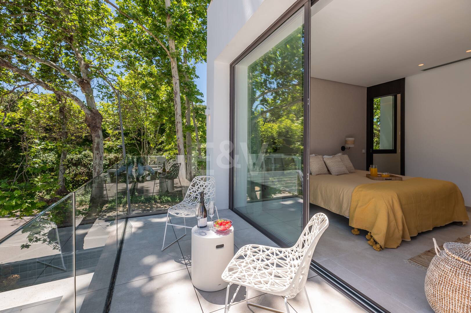 Villa luxueuse de 5 chambres située à La Fuente, une oasis verte idyllique sur le Golden Mile de Marbella.