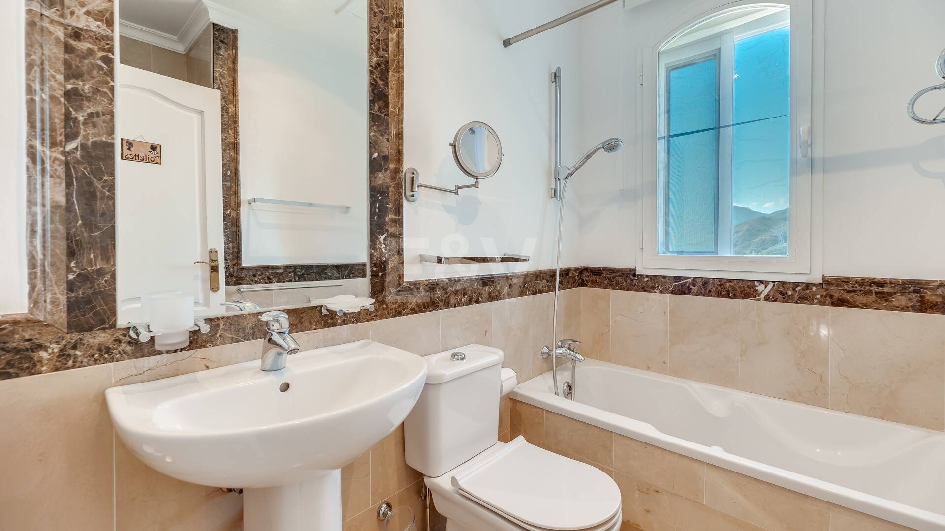 Luksusowa willa w Sierra Blanca Country Club z widokiem na basen i panoramę