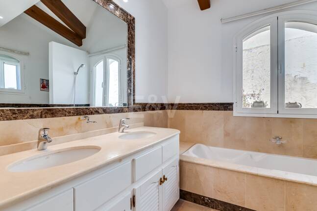 Luksusowa willa w Sierra Blanca Country Club z widokiem na basen i panoramę